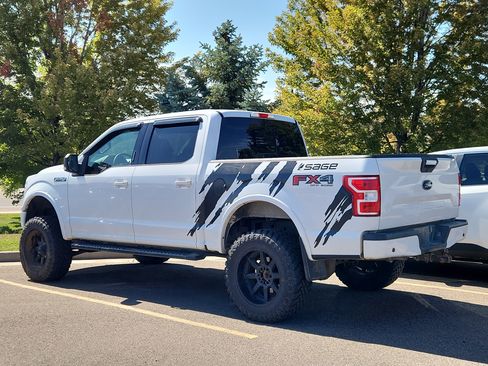 Used 2018 Ford F150 XLT w/ Equipment Group 302A Luxury AWD/4WD image 6