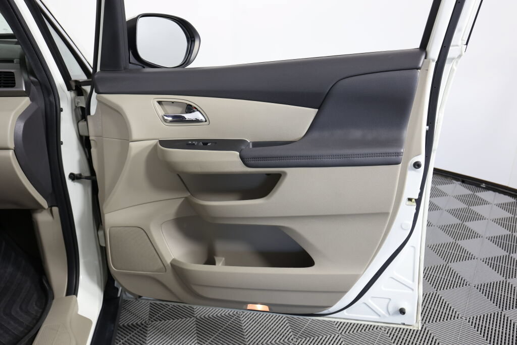 Used 2016 Honda Odyssey EX-L image 24
