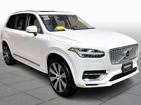 Used 2024 Volvo XC90 T8 Plus w/ Protection Package Premier image 2