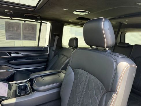 Used 2024 Jeep Grand Wagoneer L Series III w/ Quick Order Packagew 28T AWD/4WD image 18
