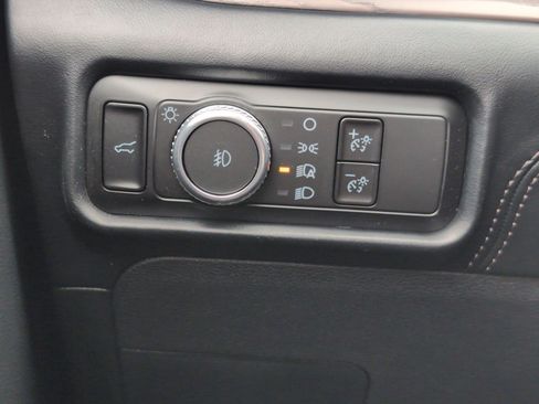 Used 2023 Ford Explorer Platinum w/ Technology Package image 26