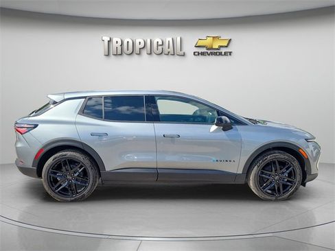 New 2026 Chevrolet Equinox EV LT image 6