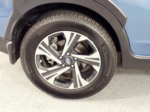 Certified 2024 Subaru Crosstrek 2.0i Premium image 6