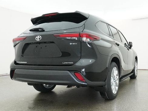New 2026 Toyota Highlander Limited AWD/4WD image 4