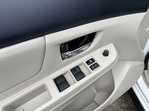 Used 2014 Subaru Crosstrek 2.0i Limited w/ Popular Package #2 image 19