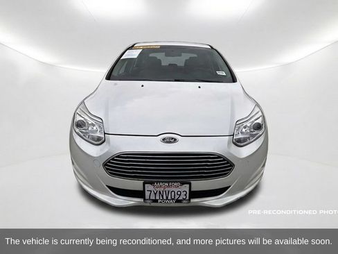 Used 2016 Ford Focus Electric Hatchback FWD image 2