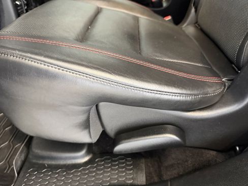 Used 2018 Dodge Durango R/T w/ Blacktop Package image 27