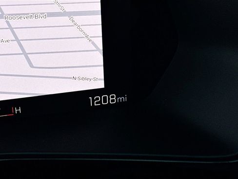 Used 2025 Chevrolet Colorado LT image 12