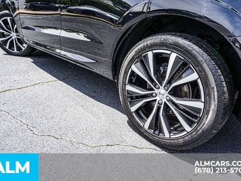 Used 2024 Volvo XC60 B5 Plus AWD/4WD image 16