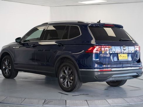 Used 2022 Volkswagen Tiguan SE AWD/4WD image 5