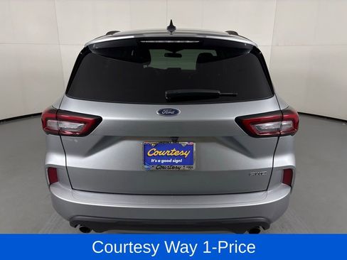Used 2024 Ford Escape ST-Line AWD/4WD image 9