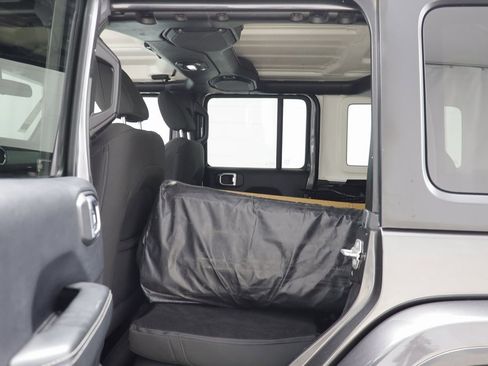 Used 2018 Jeep Wrangler Unlimited Sahara w/ Dual Top Group image 13