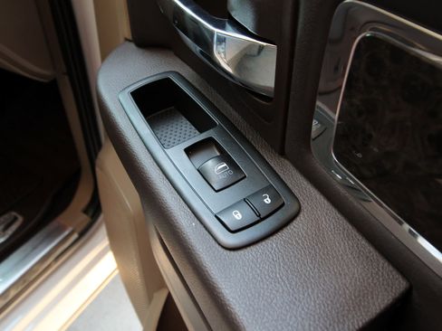 Used 2012 RAM 2500 Longhorn w/ Cold Weather Group image 37