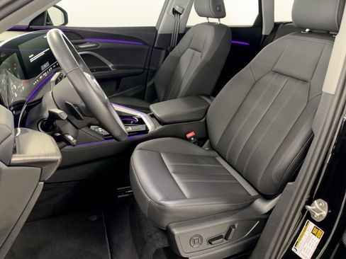 Used 2025 Audi Q5 Premium w/ Convenience Package AWD/4WD image 5