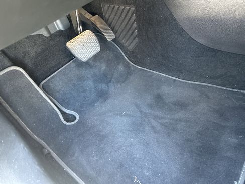 Certified 2021 Mercedes-Benz GLA 250 4MATIC image 17