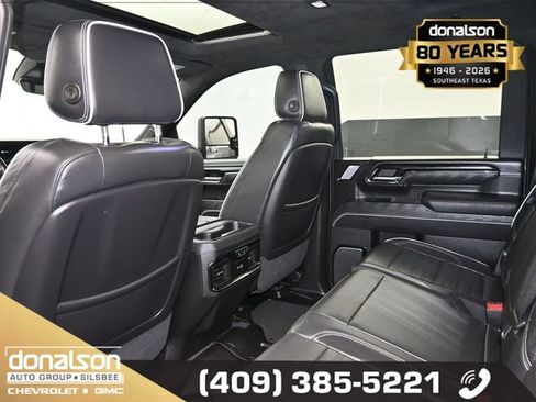 Used 2024 GMC Sierra 2500 AT4X image 10