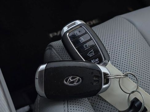Used 2022 Hyundai Palisade SEL w/ Premium Package FWD image 23