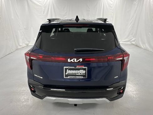 New 2026 Kia Seltos EX image 4