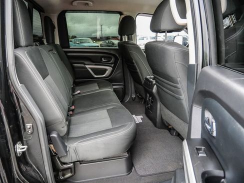 Used 2017 Nissan Titan SV AWD/4WD image 49