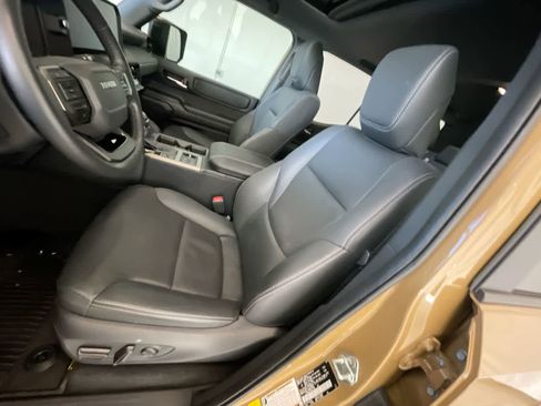 Certified 2024 Toyota Land Cruiser image 11