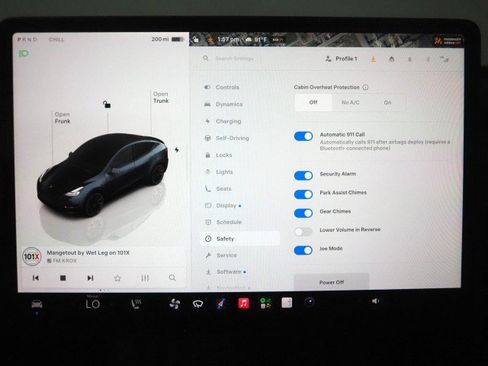Used 2025 Tesla Model Y Long Range RWD image 33