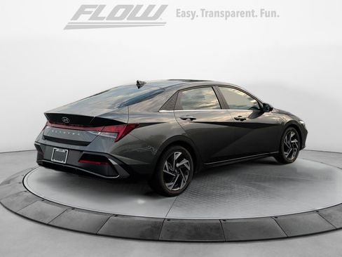 Certified 2024 Hyundai Elantra SEL w/ Convenience Package FWD image 7