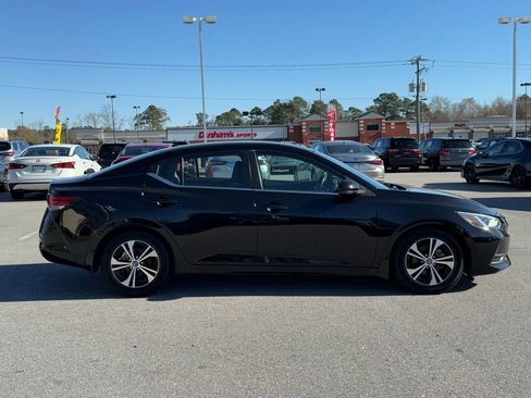 Used 2020 Nissan Sentra SV image 19