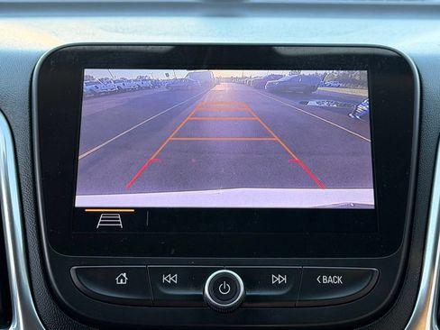 Used 2019 Chevrolet Equinox LT FWD image 29