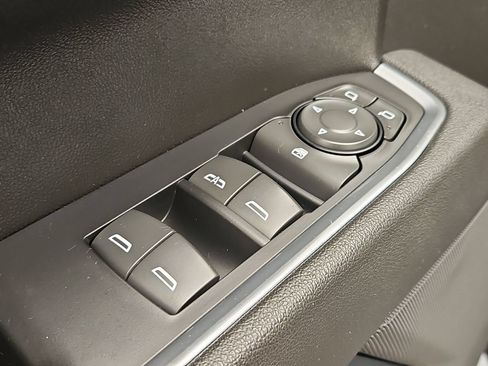 Certified 2025 Chevrolet Silverado 1500 LT AWD/4WD image 26
