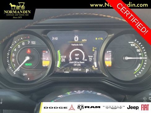 Certified 2024 Jeep Wrangler Unlimited Sahara AWD/4WD image 8