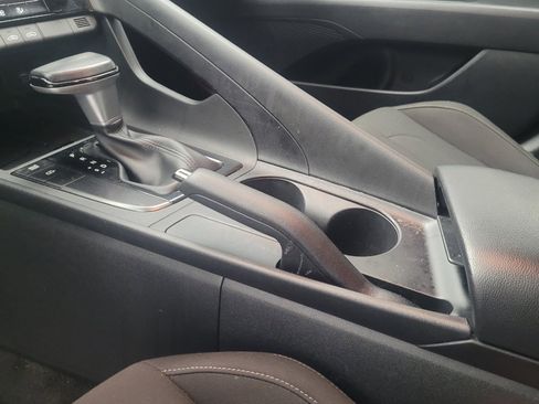 Used 2025 Hyundai Elantra Sport FWD image 26