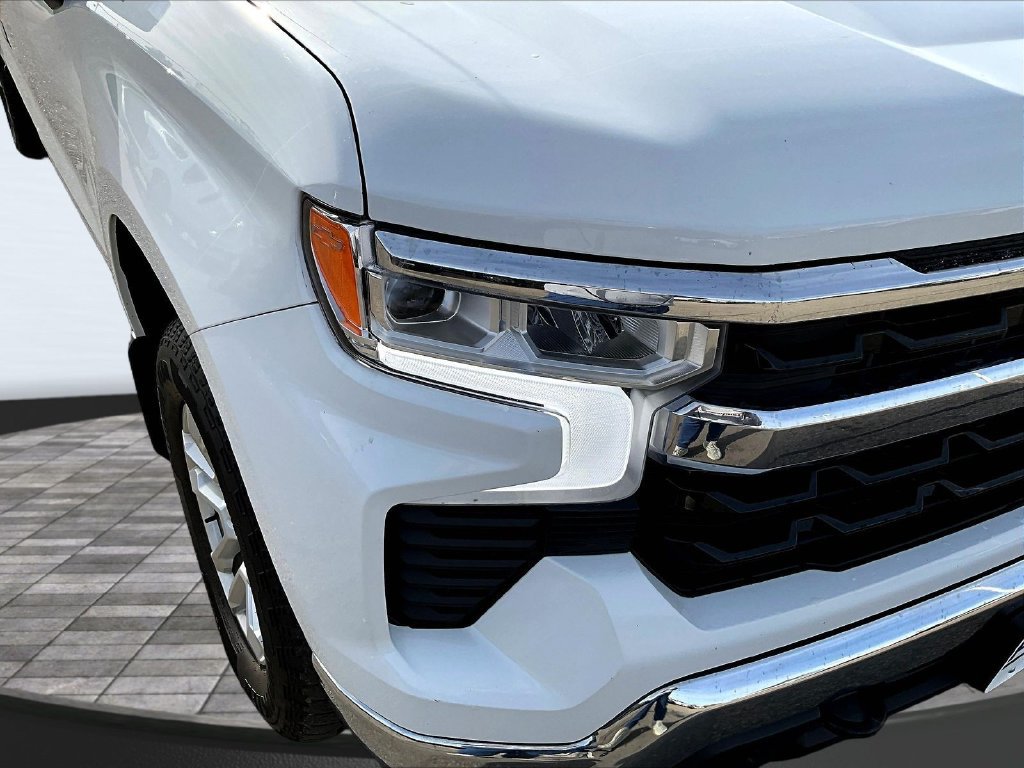 Used 2023 Chevrolet Silverado 1500 LT AWD/4WD image 35