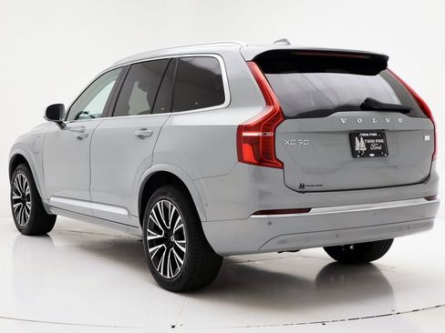 Used 2024 Volvo XC90 T8 Plus w/ Protection Package Premier image 6