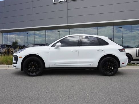 Used 2022 Porsche Macan AWD/4WD image 8
