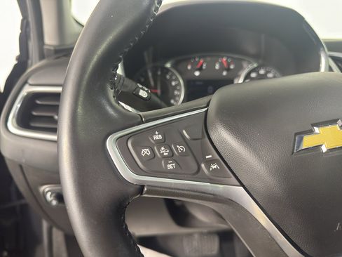 Used 2022 Chevrolet Equinox LT FWD image 19