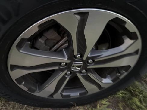 Used 2018 Honda CR-V LX image 10