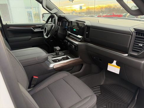 New 2026 Chevrolet Silverado 1500 RST AWD/4WD image 25