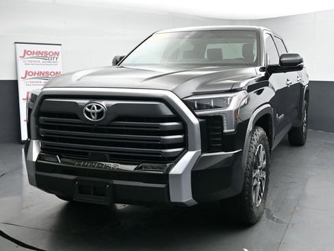 Used 2022 Toyota Tundra Limited image 4