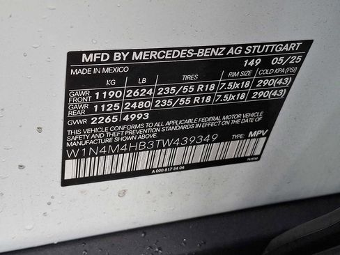 Used 2026 Mercedes-Benz GLB 250 4MATIC image 25