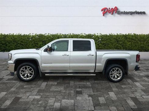 Used 2018 GMC Sierra 1500 SLT w/ SLT Premium Package RWD image 3