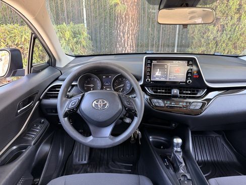 Used 2021 Toyota C-HR LE FWD image 13