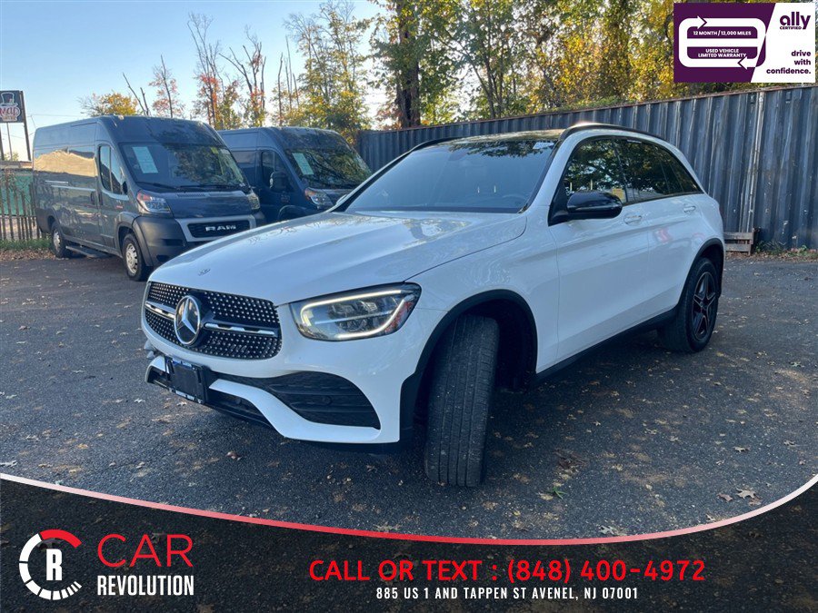 Used 2020 Mercedes-Benz GLC 300 4MATIC image 3