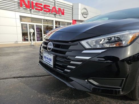 New 2025 Nissan Versa S image 12