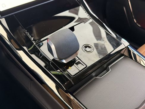 New 2026 Land Rover Range Rover Sport Autobiography AWD/4WD image 18