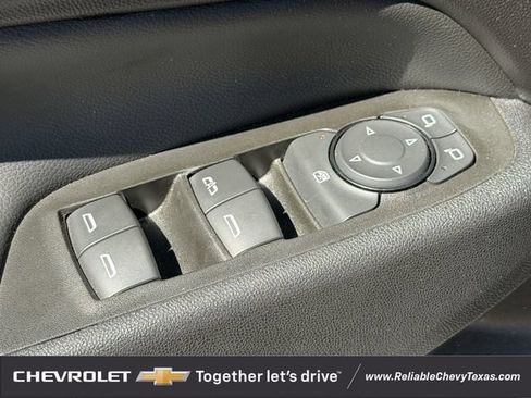 Used 2021 Chevrolet Equinox LT FWD image 26