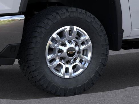 New 2026 Chevrolet Silverado 2500 LT w/ Convenience Package AWD/4WD image 9