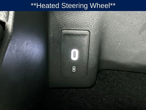 Used 2025 Volkswagen Atlas Cross Sport SE w/ Black Wheel Package image 14