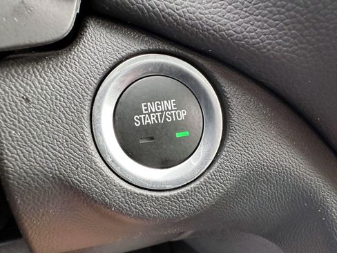 Used 2024 Chevrolet Equinox LT AWD/4WD image 21