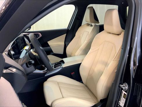 Used 2025 BMW X3 xDrive30i w/ Premium Package AWD/4WD image 9