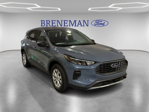 Used 2025 Ford Escape Active AWD/4WD image 3